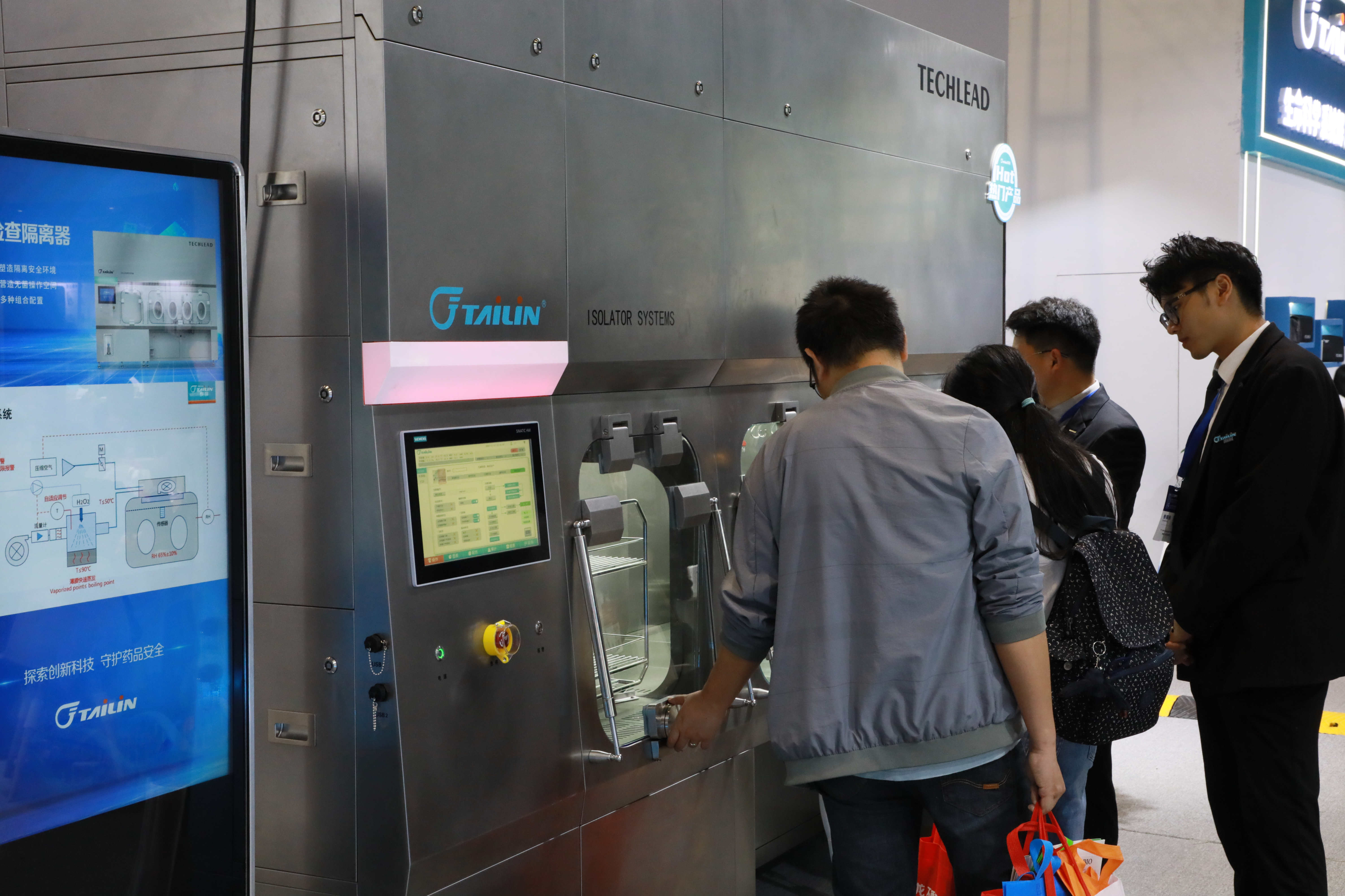 1699947235359984zfHP.jpg EF1A1340-opq636181169.jpg